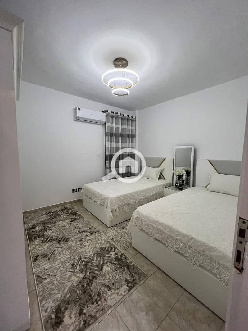 10 79983225-a51c-4e3f-821a-0bb93bc6a664. jpeg