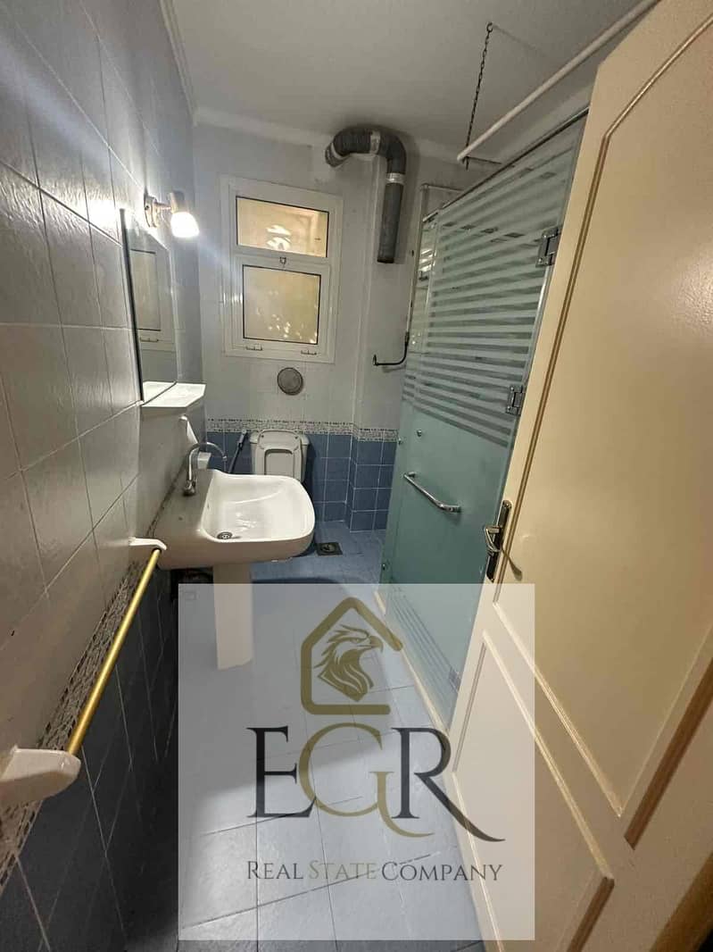 2 a02f6ffb-40ef-4c29-8428-8e5ae4e8e55c. jpg