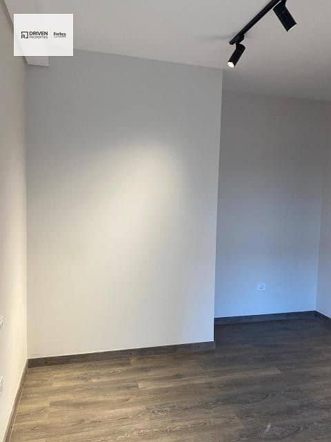 4 WhatsApp Image 2025-12-22 at 1.58. 21 PM (8). jpeg