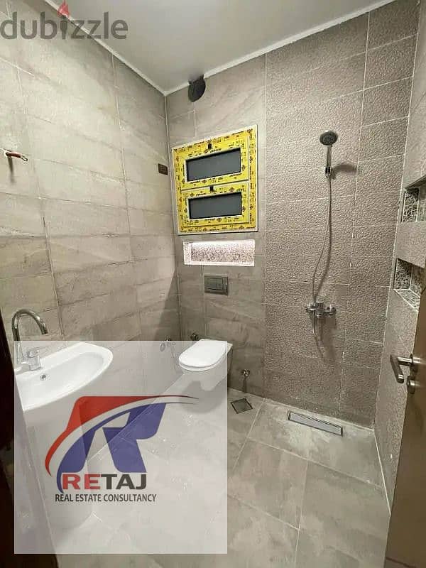 6 49e8e637-04a0-4de7-8085-ee18fdb1f088. jpg