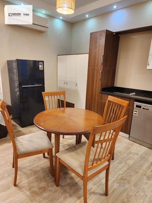 2 35ee3fc9-42c9-4003-80d5-5f2bc7f0f93c. jfif. jpg