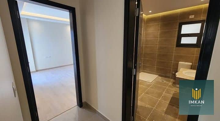 4 3358b822-2fd0-4a65-b5bb-aae94b3b6d82. jpg