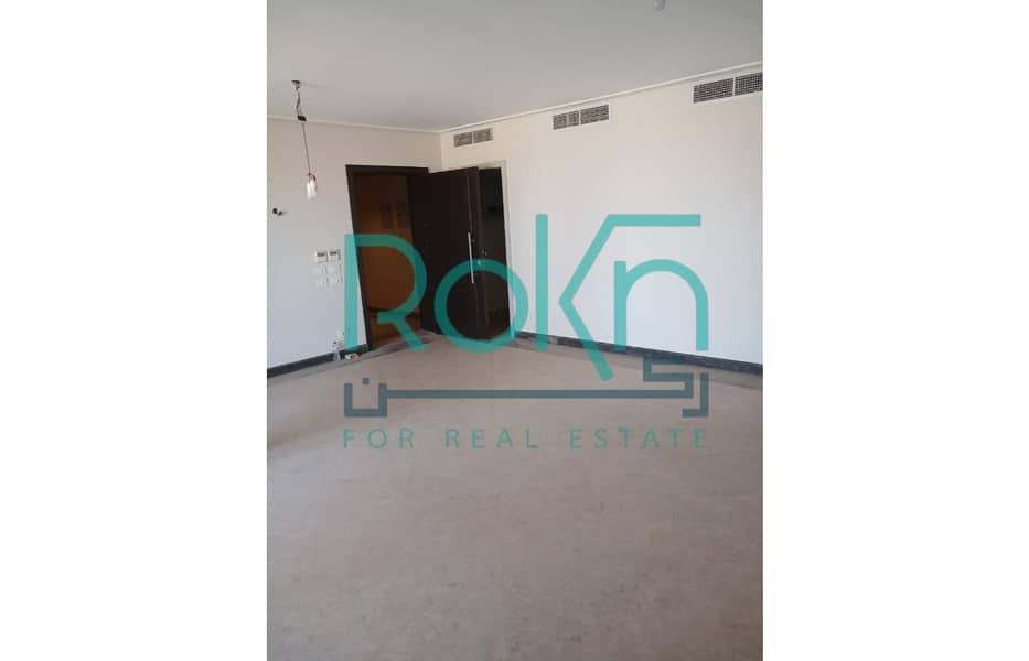 4 WhatsApp Image 2025-12-08 at 11.54. 21 (1). jpg