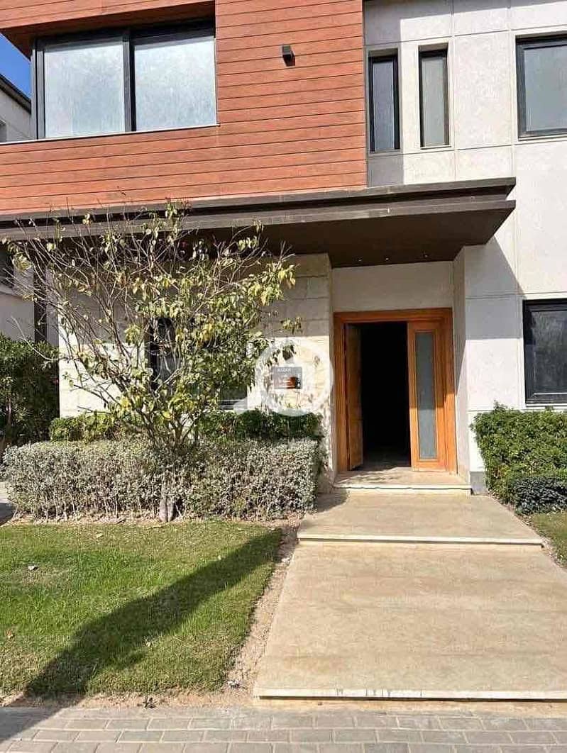 5 39c9fe0f-db38-4df5-87a9-e7efe3b3a845. jpg