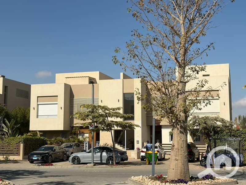 8 811cfaa5-70f3-4c11-9793-7f6cd3d423be. jpeg