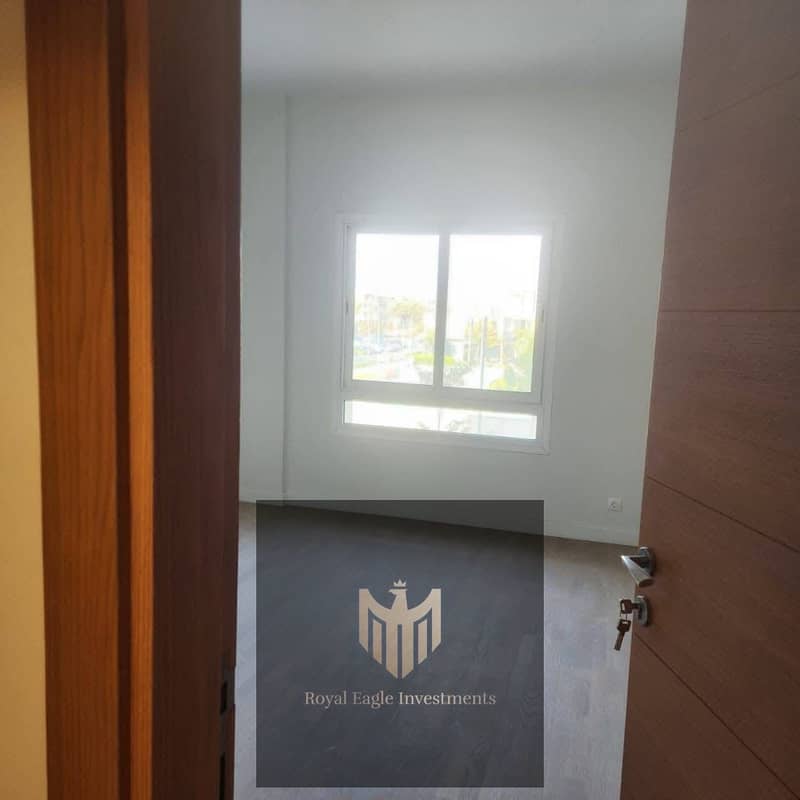 10 WhatsApp Image 2025-10-20 at 9.10. 58 PM. jpeg