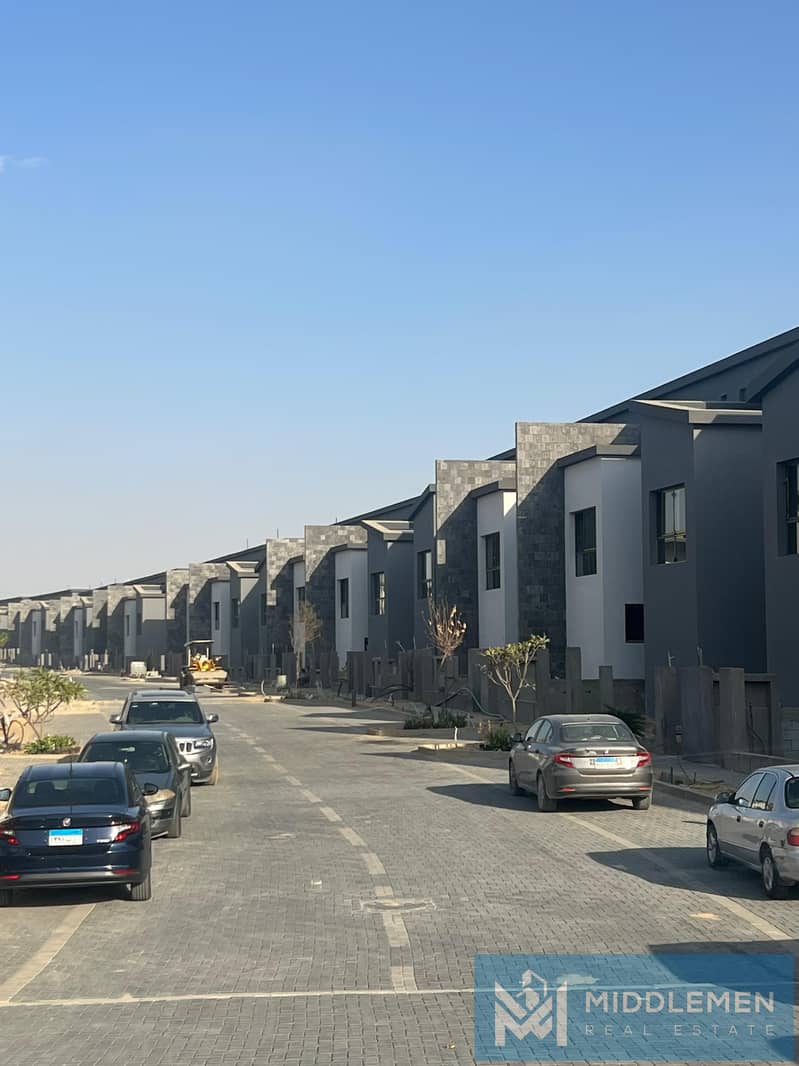 2 WhatsApp Image 2025-10-08 at 4.15. 50 PM (1). jpeg