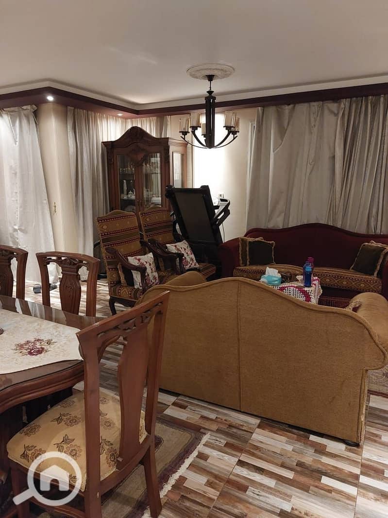 4 2ea3b41b-fc0f-49a1-b837-e0a184b4a157. jpeg