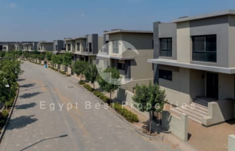 توين هاوس 4 غرف نوم للبيع في القاهرة الجديدة، القاهرة - IMG-20241202-WA0196. jpg