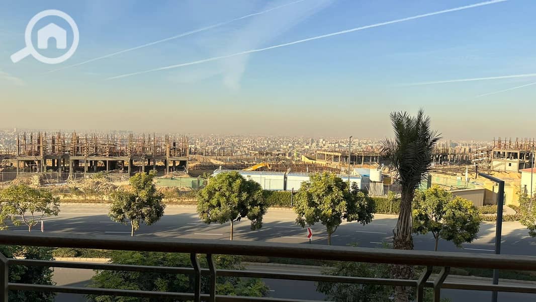 10 8158a865-03d8-4bc5-90ae-b9aabd0259f1. jpg