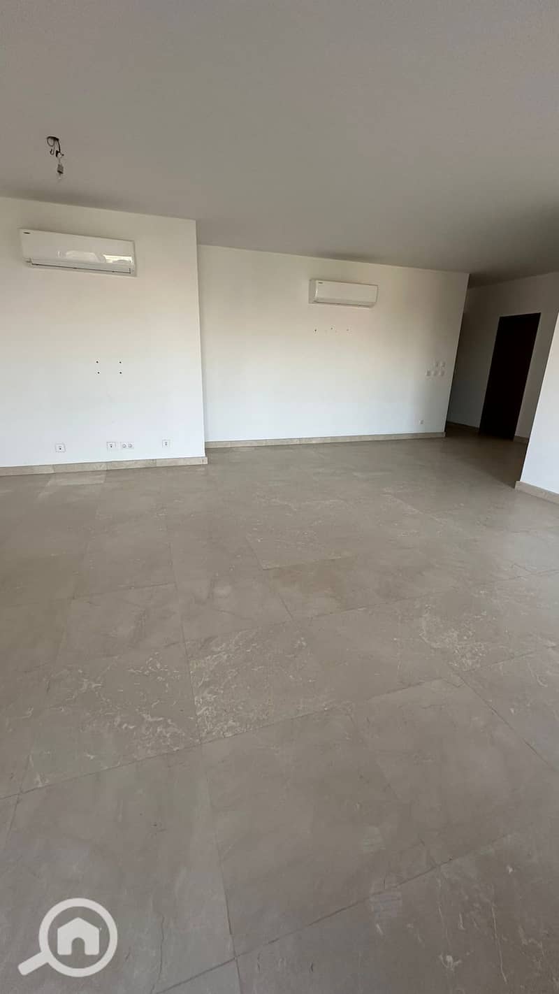 11 a2864889-0018-41ce-9343-2076ad9387f5. jpg