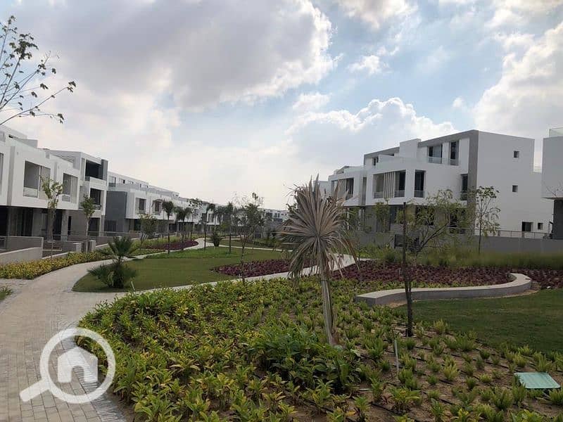 31 WhatsApp Image 2024-08-26 at 12.45. 00_e92b083e - Copy (2). jpg