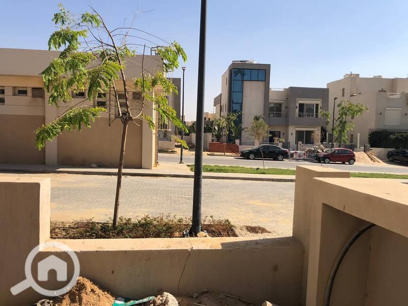 8 9bd6c102-2809-44a7-9f3f-9a77f6f45d99. jpg