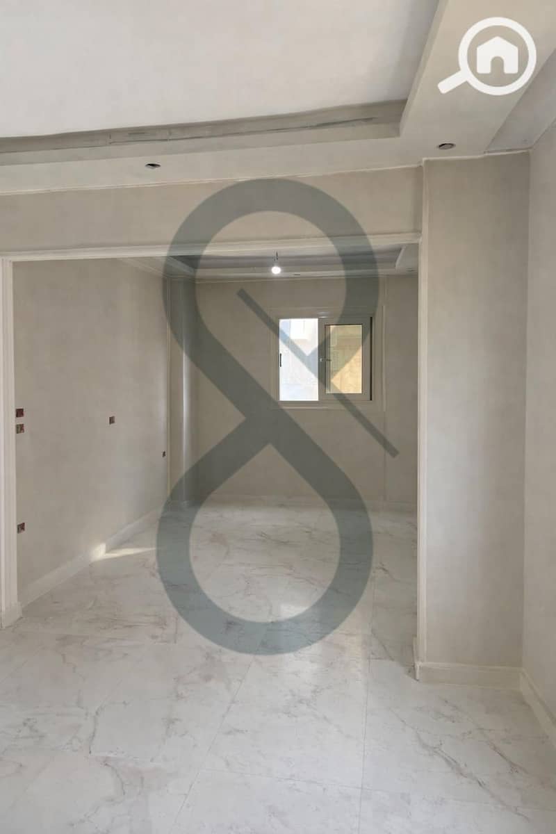 9 Smouha 8625 6. jpg