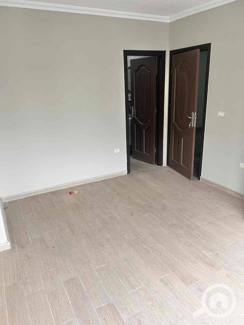 5 1aef231c-de9e-48ff-a438-30ea7aa9189c. jpg