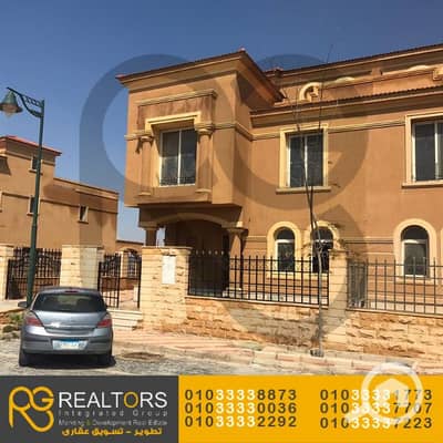 توين هاوس 6 غرف نوم للبيع في الشيخ زايد، الجيزة - 5. png