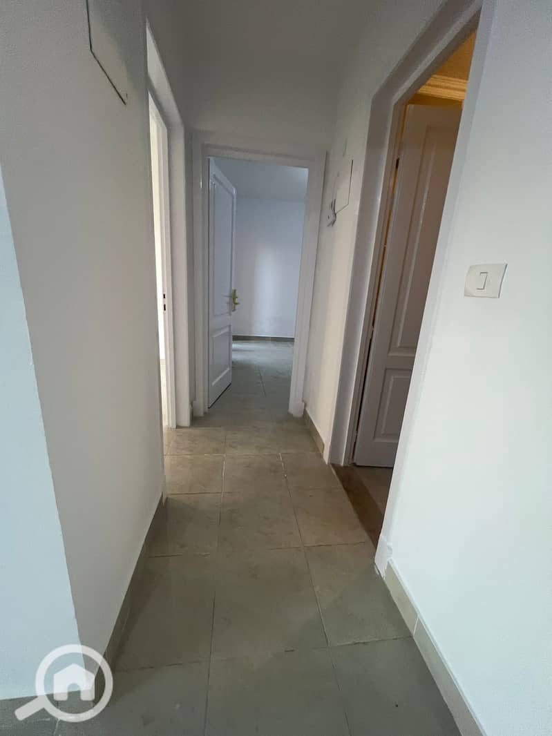 8 547fe81d-e76f-43fc-8b52-c5fbbd92da39. jpeg