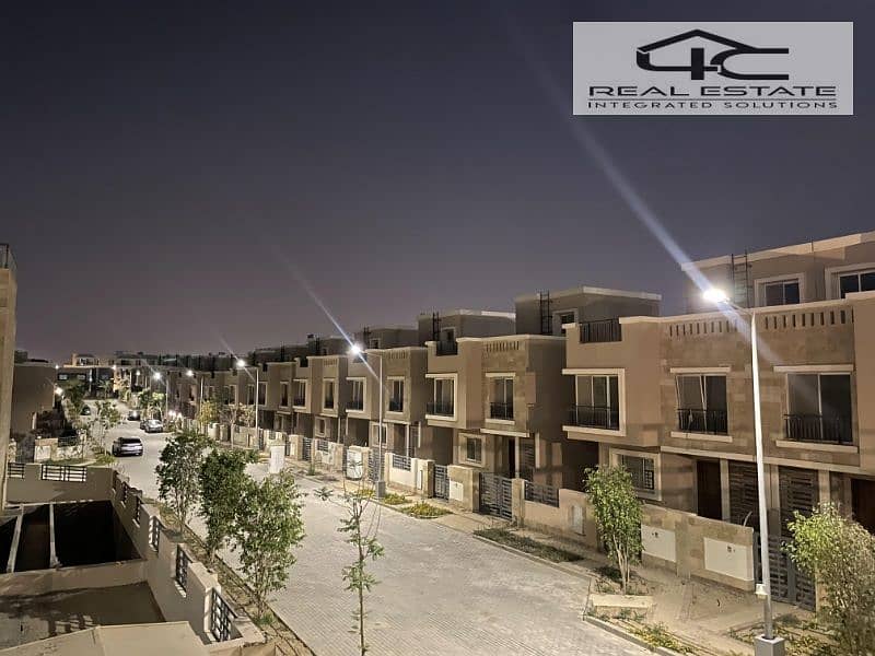 8 2023_05_05_22_37_IMG_9040. jpg