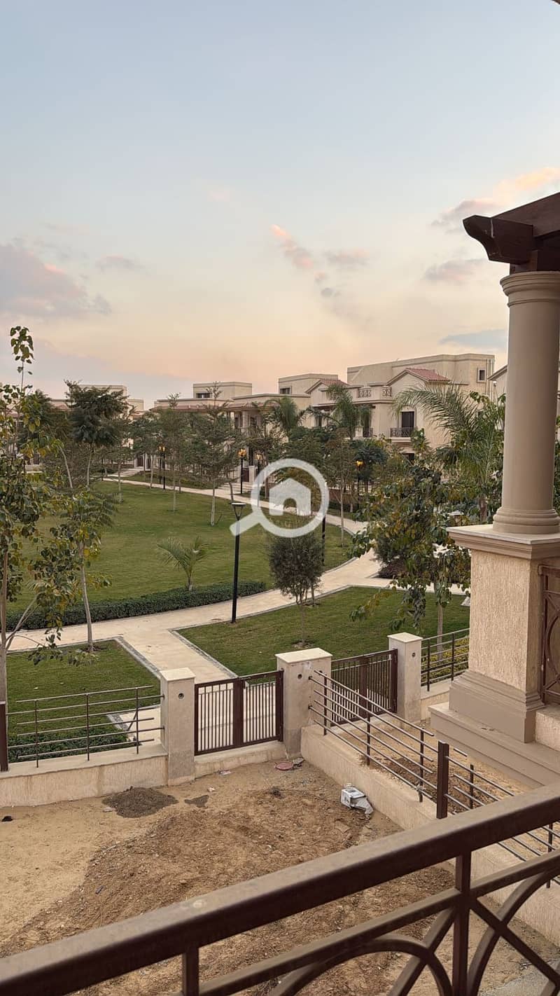 2 7ea9bb94-7fa4-41d2-bc22-8ca270aec43a. jpeg