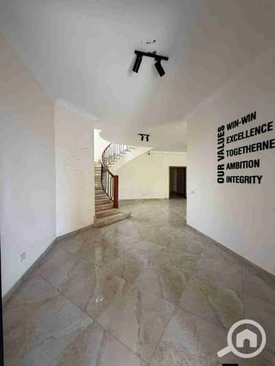 دوبلكس 7 غرف نوم للايجار في القاهرة الجديدة، القاهرة - 1000234484. jpg