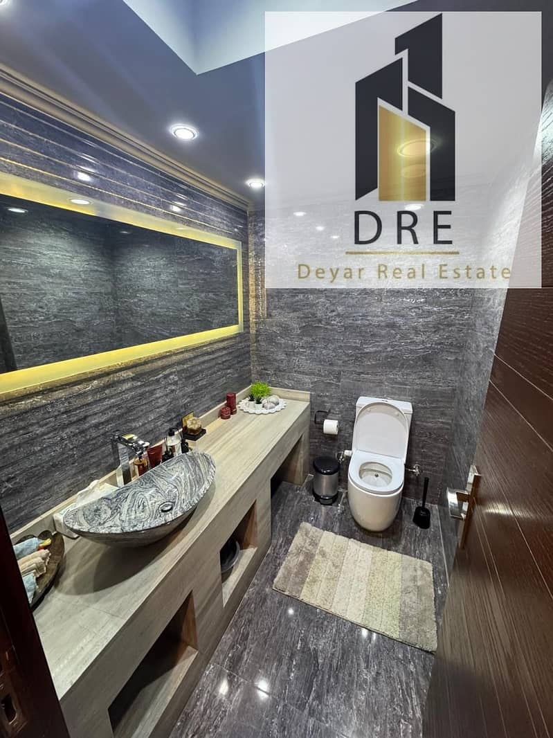 8 4e3dafba-0902-46df-a272-153acb1b4418. jpg