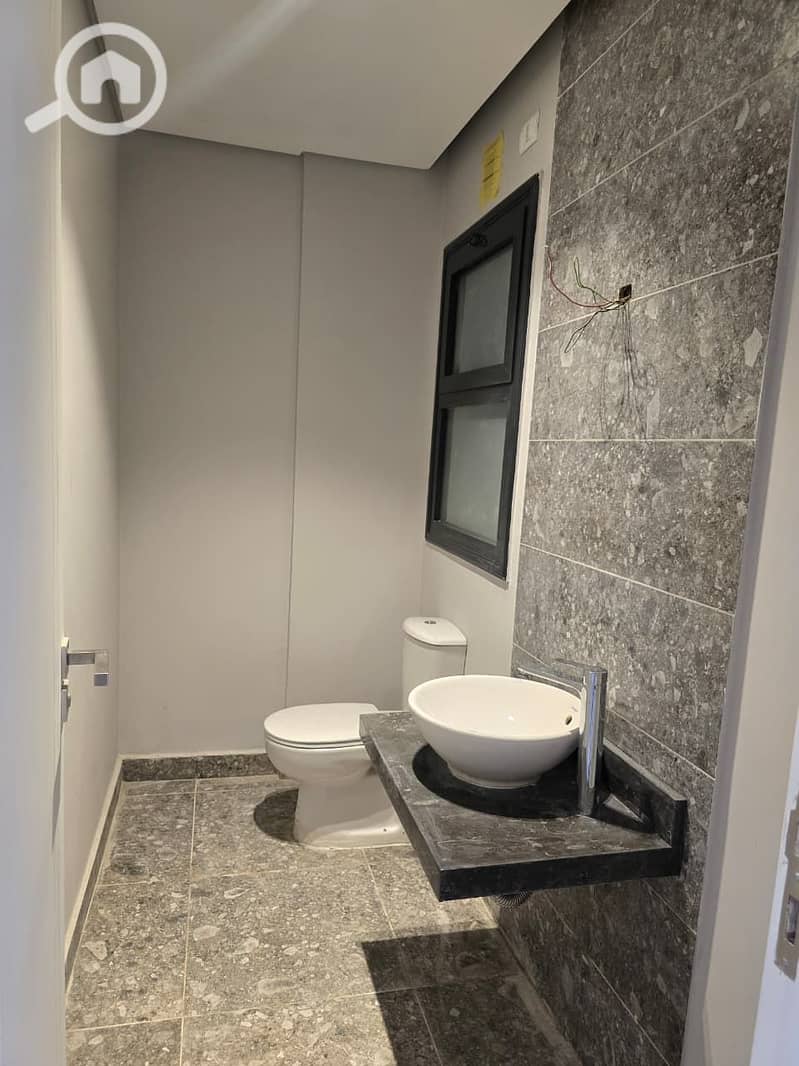 8 WhatsApp Image 2025-10-04 at 11.13. 19 AM. jpeg