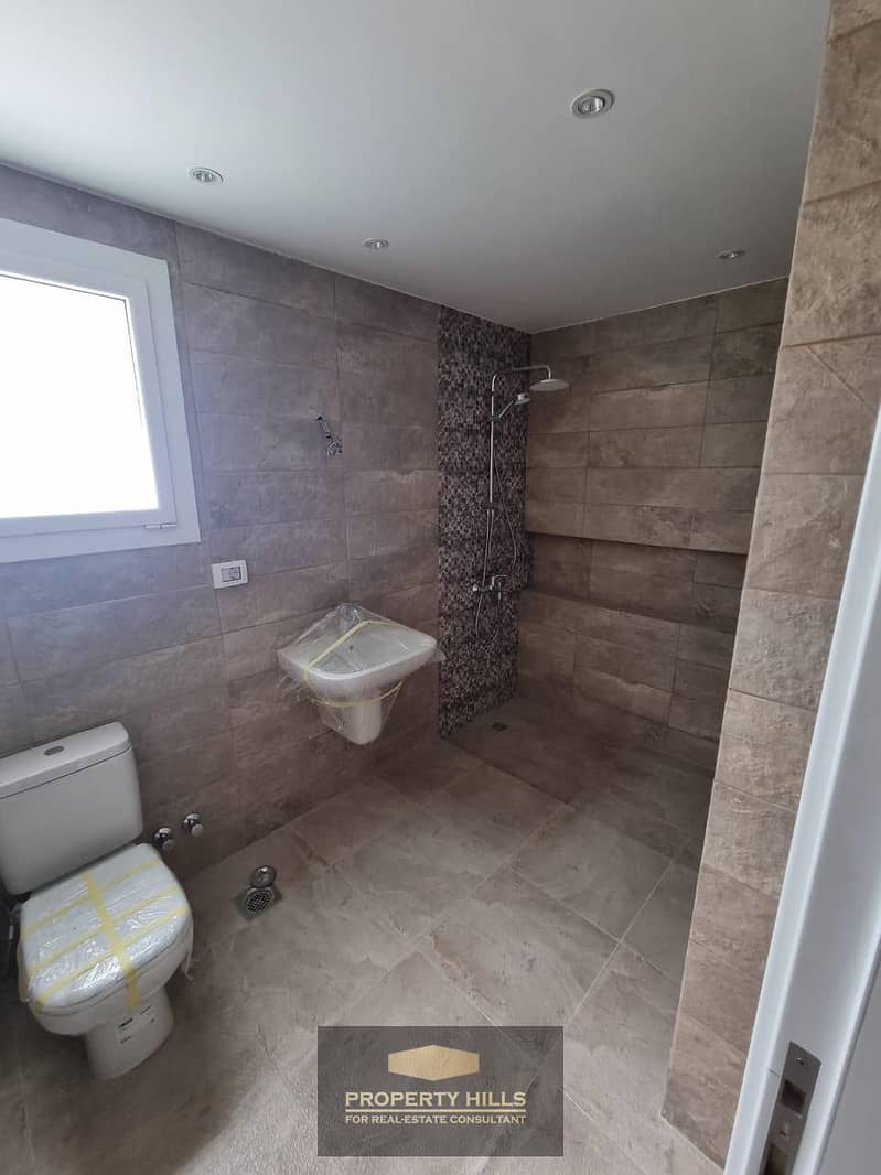 5 WhatsApp Image 2024-10-21 at 11.56. 47 PM. jpeg