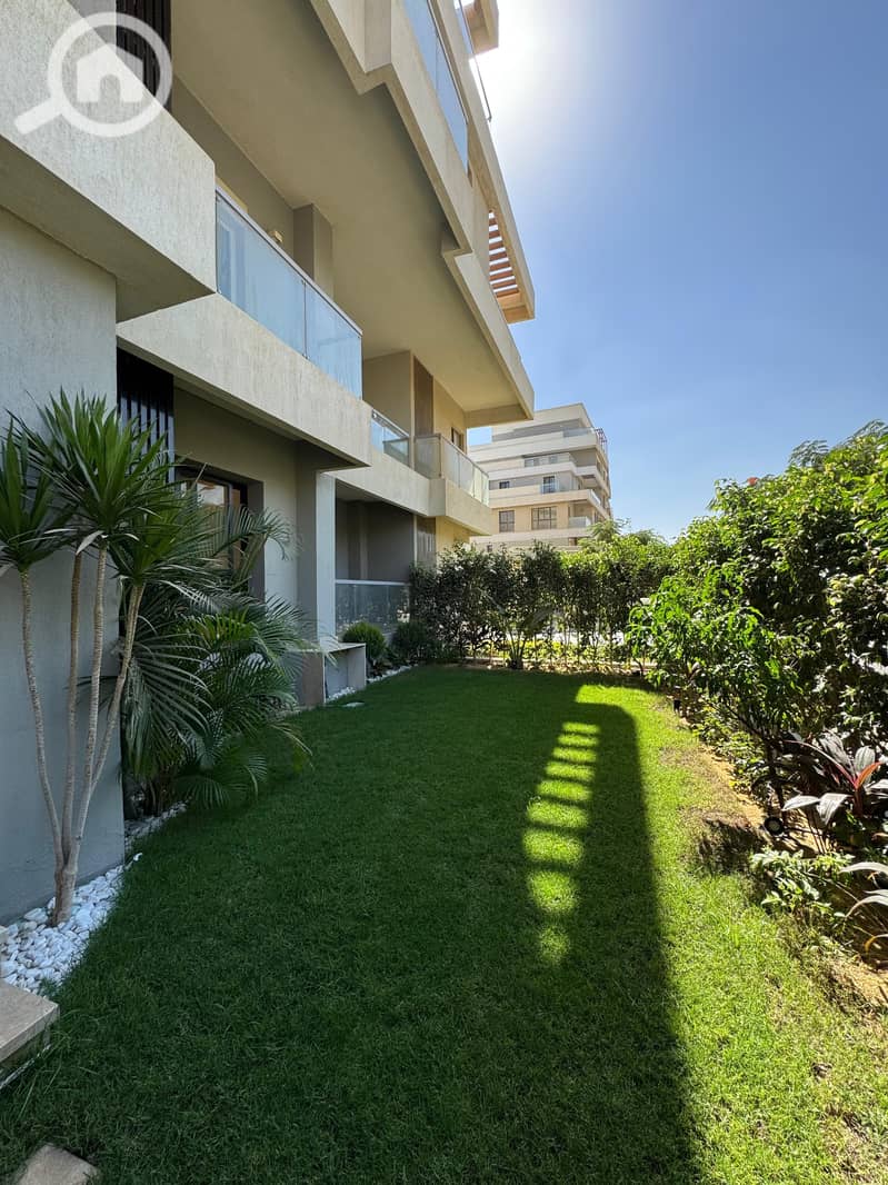 3 747c1b3a-cefa-412b-bc08-7695f4d5ac15. jpeg