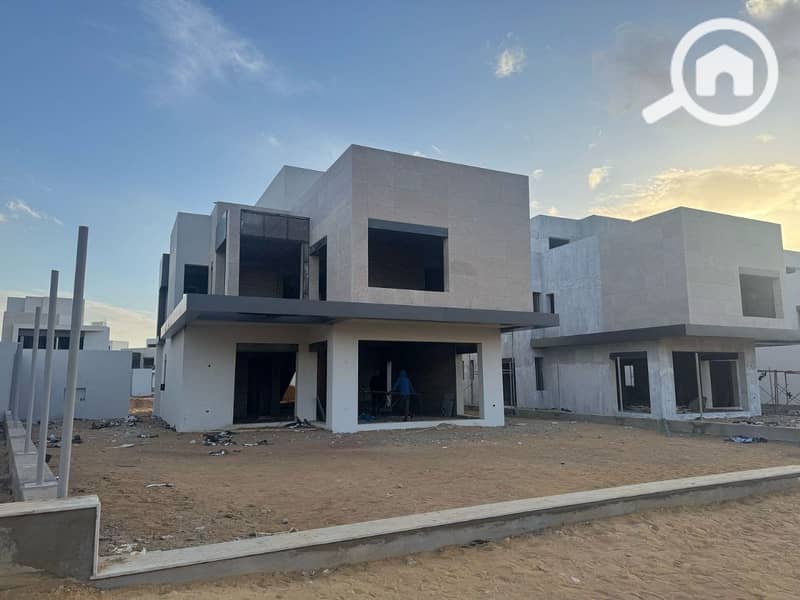 5 b96a8578495241e5a1d636703da6d85b. jpg