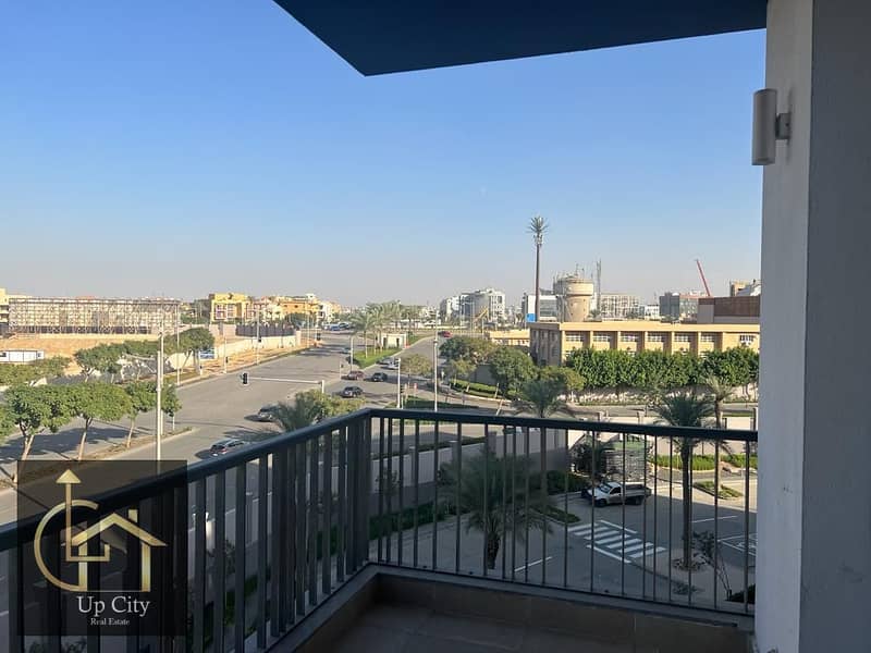 7 4f7d0887-473e-4643-b06f-2bbf0e1b643d. jpg