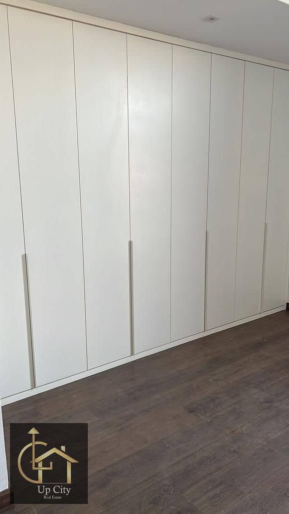 9 90bf59eb-1b17-4f66-a60d-ffa27f38fb99. jpg