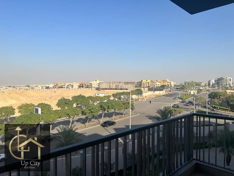 13 ad4abf16-2595-4191-9a78-c50a7e39f175. jpg