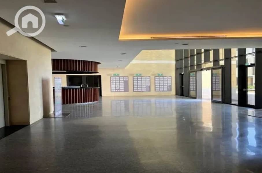 2 d9447935-9987-4a33-9d64-fdb94e2f3f20. jpeg