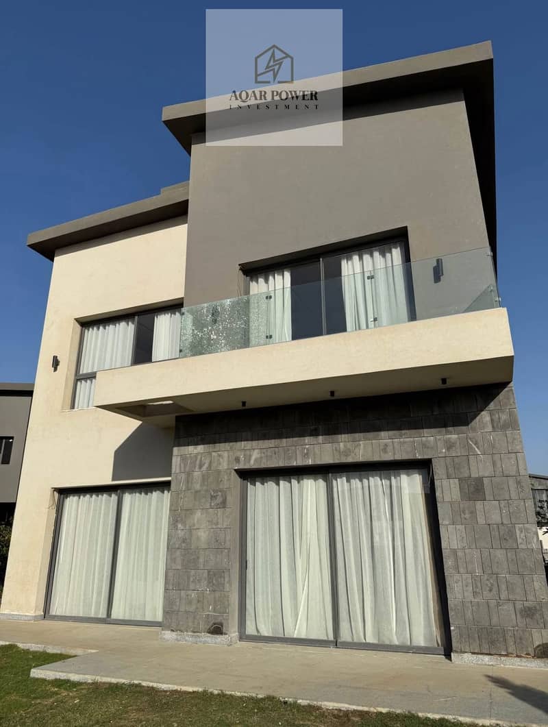 4 04a9ffb2-1559-4416-9b39-c890e74877c5. jpeg