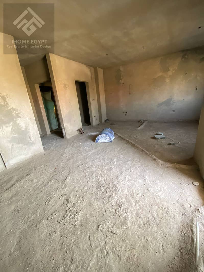 3 4b24dd2d-6aac-44da-94a1-856a9c01e37c. jpg