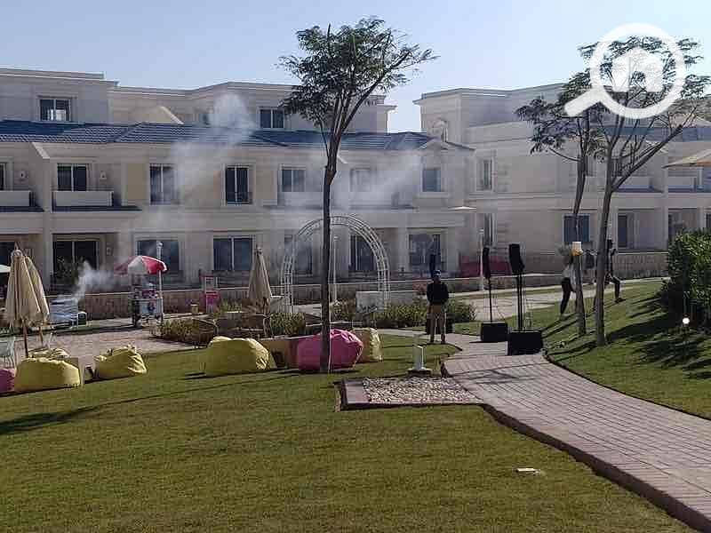 10 87ad8b6b-8d4f-4eb9-8869-a48d7987f1a4. jpg