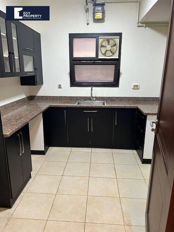 4 _files_fb98f031-3bda-42ea-aa60-ec989d65f9b9. jpeg