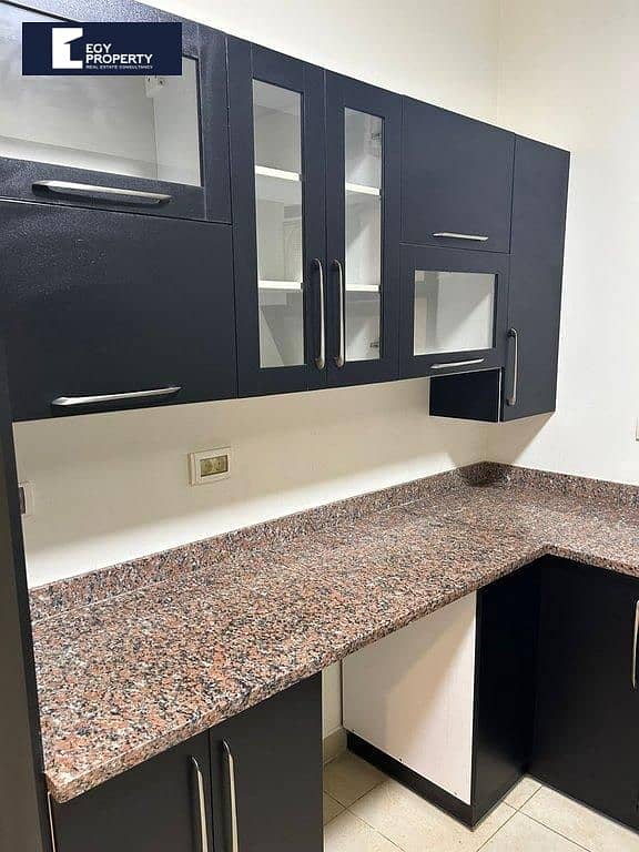 13 _files_29130eb4-3d32-43d9-8ca8-41d34bf5cb47. jpeg