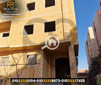 عقار سكني آخر 7 غرف نوم للبيع في 6 أكتوبر، الجيزة - 3. png