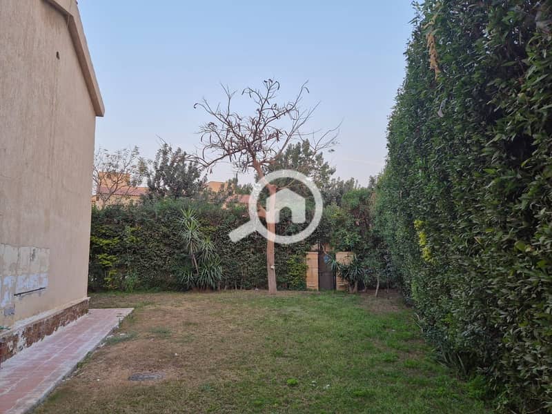 8 7fededd1-b74e-4284-8ed9-f0b1b19b5a6b. jpeg