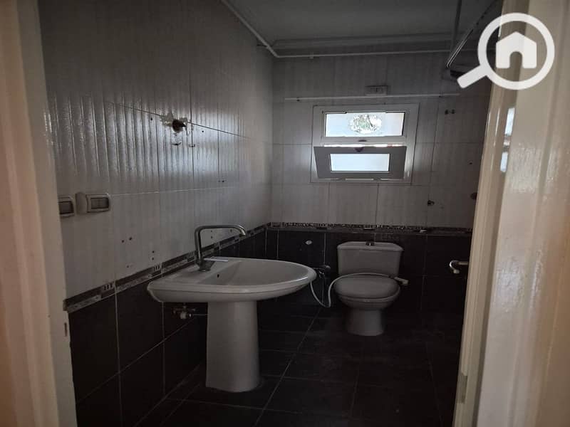 10 017ae27d-abe9-478d-a12e-8712202e6b3d. jpeg