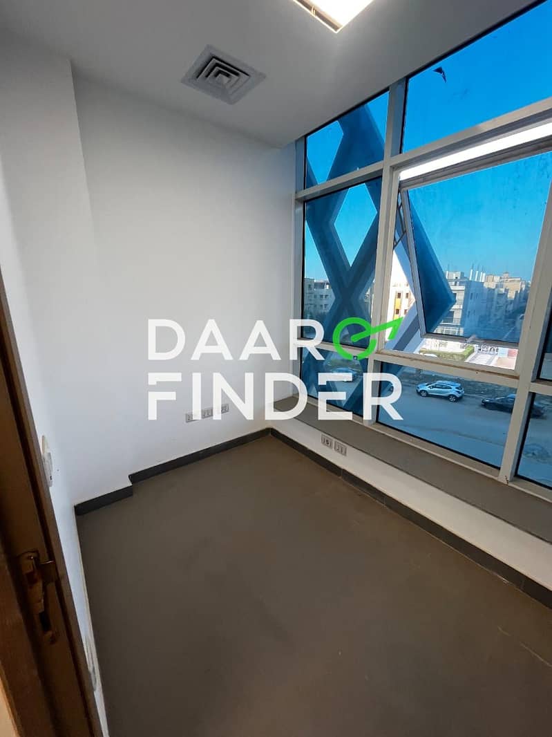 7 0d823a7e-9976-4c9d-93b2-efceb139a770. jpg