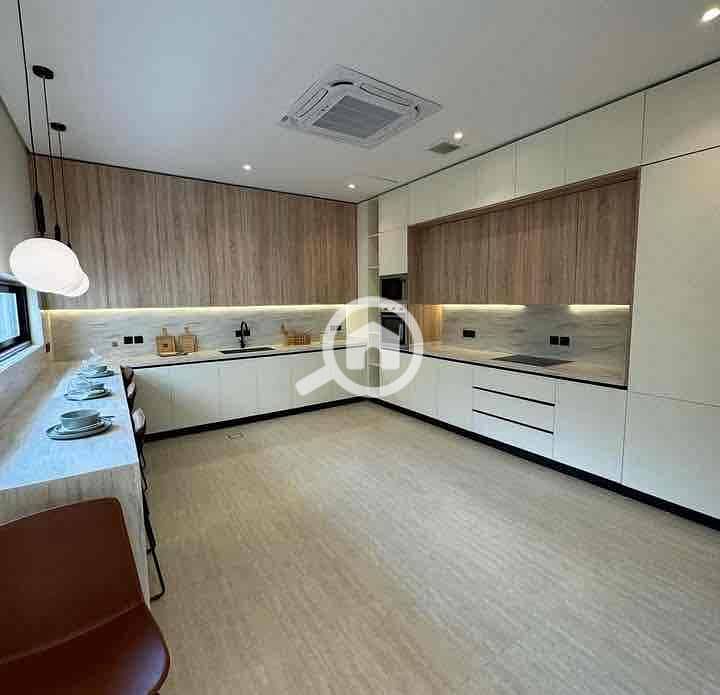 6 c9e88000-ec72-4ad2-bd1a-80b1fe922699. jpg