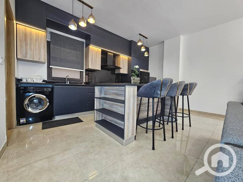 2 05a3065b-b436-4f39-ad7d-940c295c634e. jpg