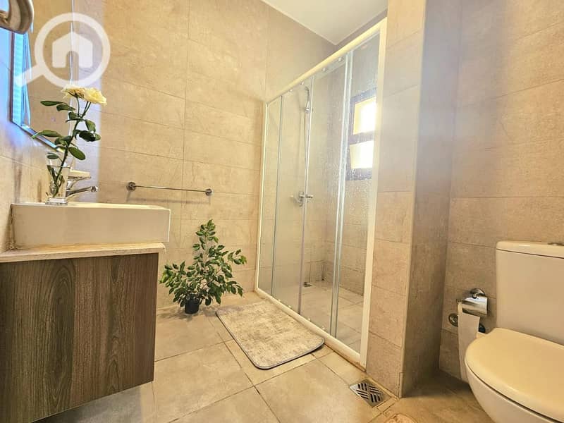 8 508a9986-c0f8-4051-aac3-c24df9e215a0. jpg