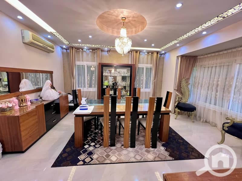 4 576858394_2364489467344829_4402522883352386168_n. jpg