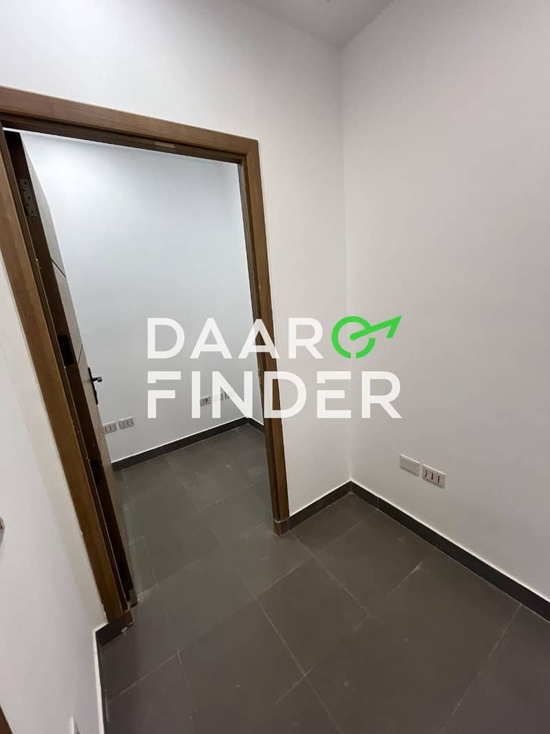 19 bedd2511-876c-4bf8-9fd7-4b37769fd5cc. jpg