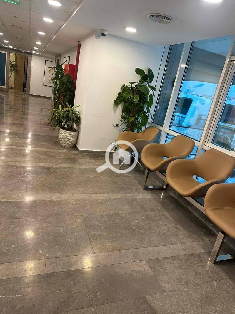 13 5ae68898-f23e-450f-9a7f-80efcecfd7d4. jpg