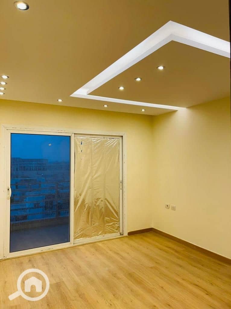 10 bd1db387-c2c4-47d8-8f56-0287d1508723. jpg