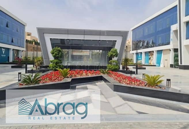 4 8355515-9efb9o. jpg